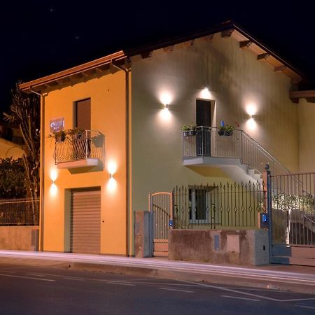 Civico 33 Bed and Breakfast Scalea Esterno foto