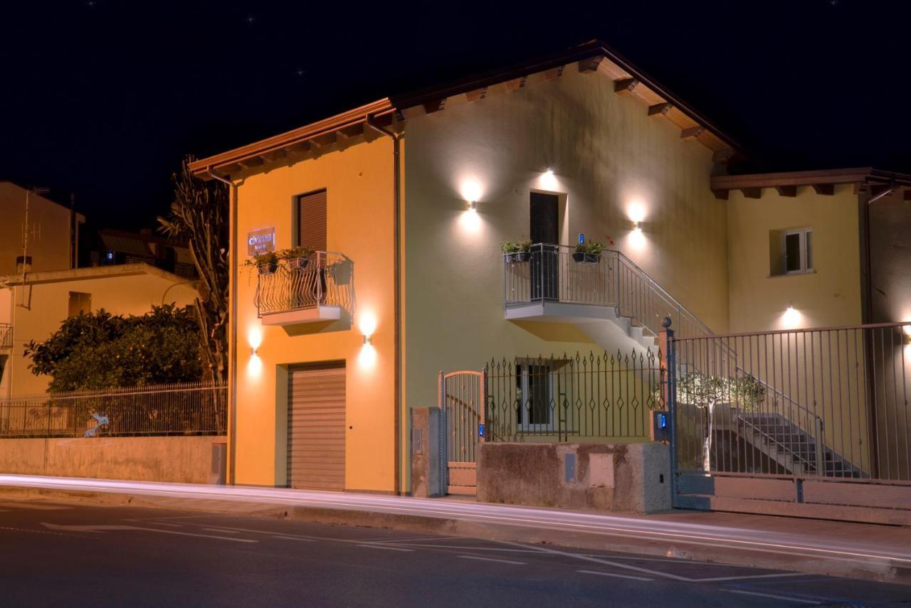 Civico 33 Bed and Breakfast Scalea Esterno foto